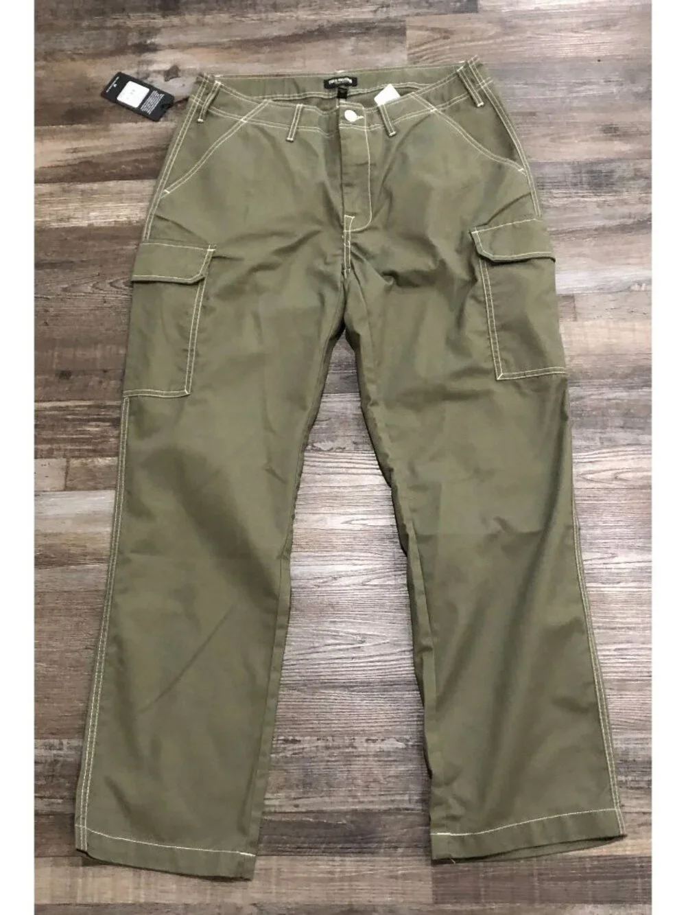 True Religion Mens Size 34x32 Green Stitch Cargo Jeans New with $169 Tags